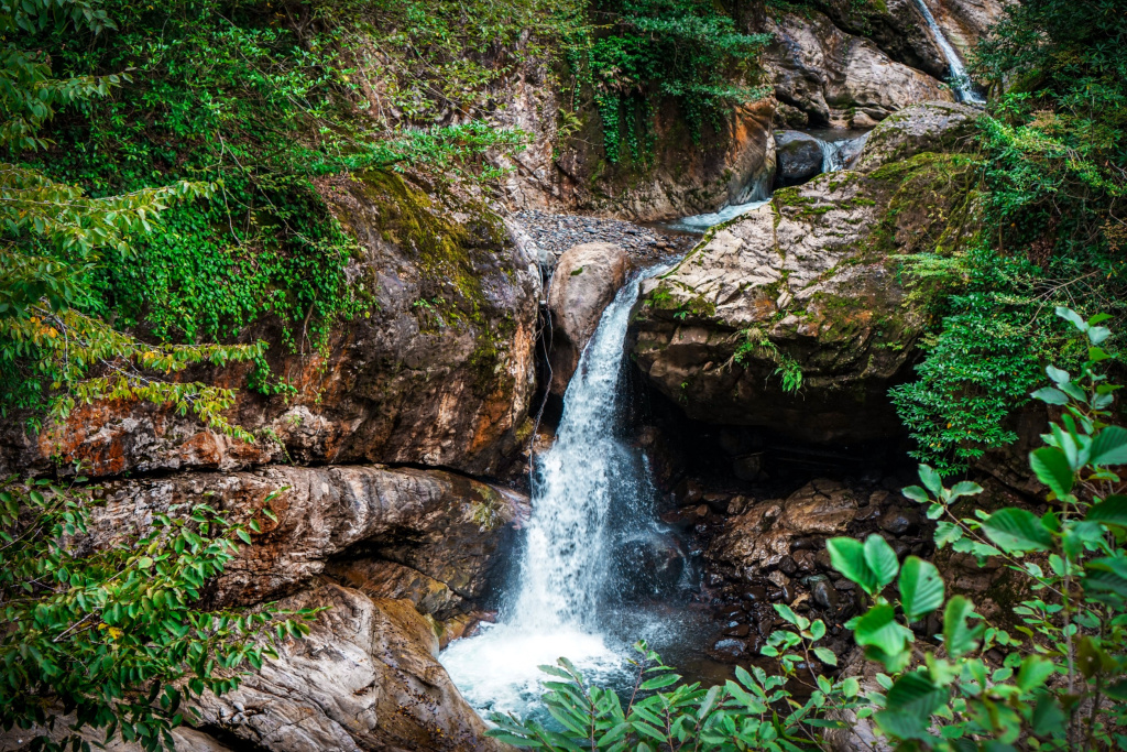 Водопад «Мужские слезы», Абхазия