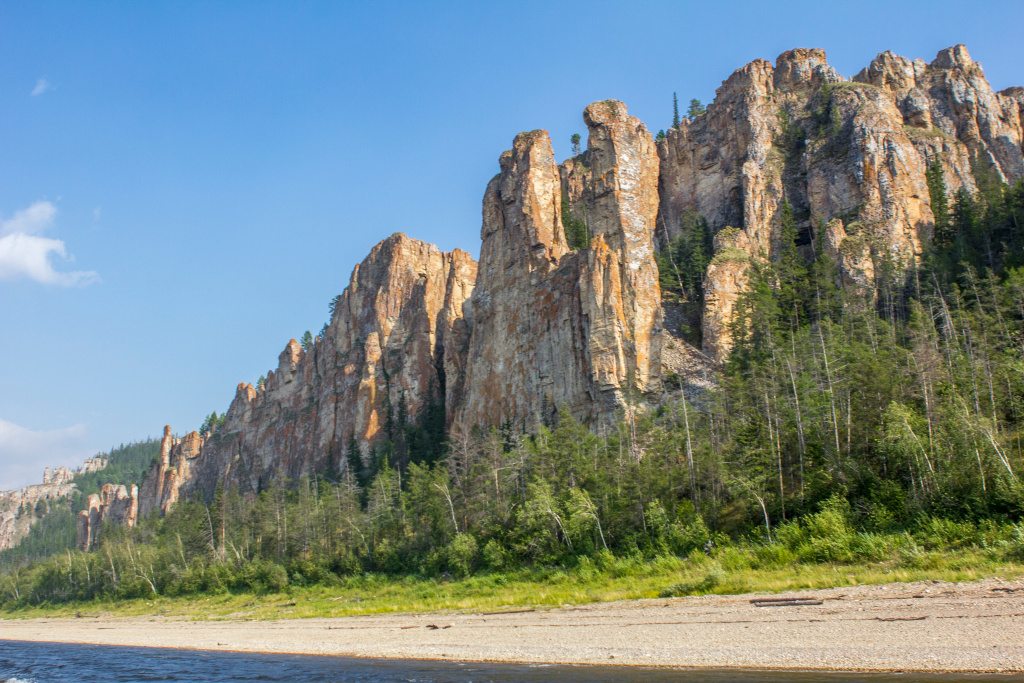 Ленские столбы в Якутии-1.jpg Ленские столбы в Якутии-1.jpg