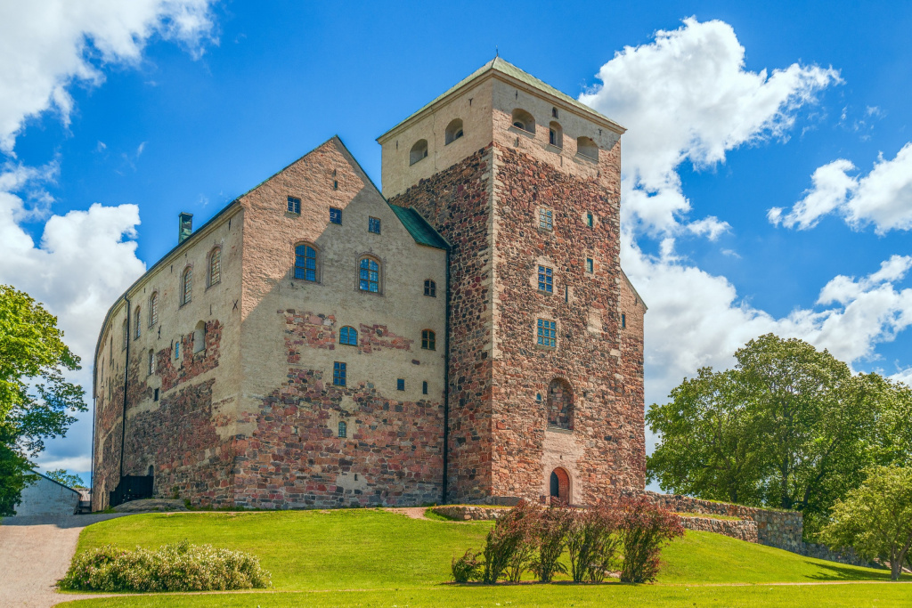 Замок Турку (Або слотт) - самое большое средневековое сооружение в Финляндии