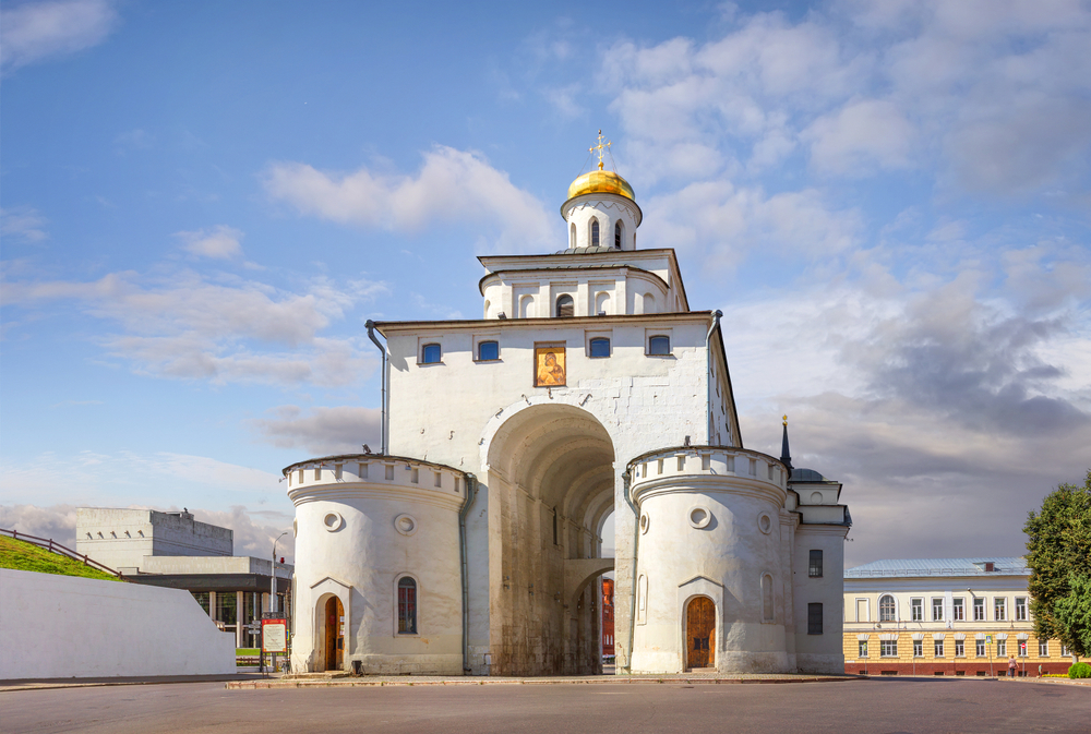 Золотые ворота - одна из главных достопримечательностей, которую стоит посмотреть во Владимире.