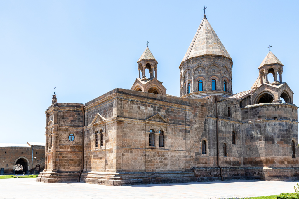 Etchmiadzin Cathedral.jpg Etchmiadzin Cathedral.jpg