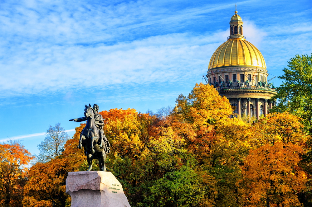 Санкт-Петербург осенью