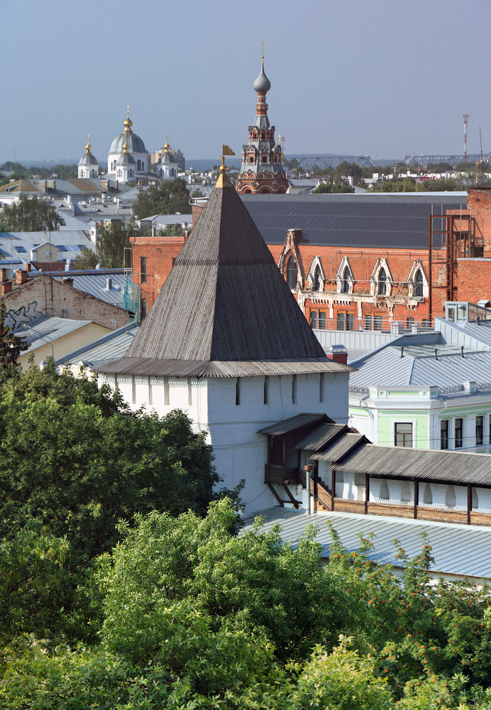 Вид на Ярославль с башни музея-заповедника