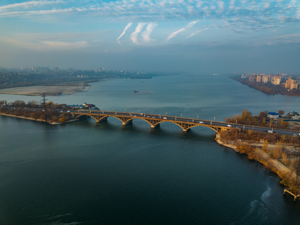 Вид на Вогрэсовский мост через Воронежское водохранилище